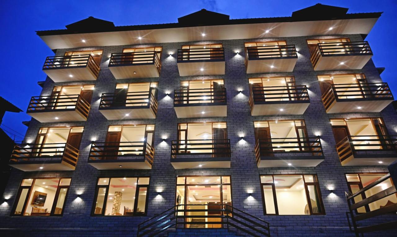 Treebo Dev With Valley View, Mall Road Manāli Exterior foto