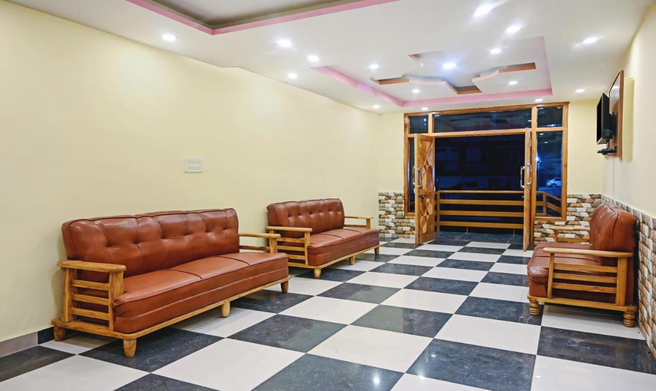 Treebo Dev With Valley View, Mall Road Manāli Exterior foto